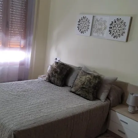 Apartamento Puerta Nueva *